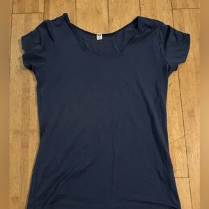 Uniqlo navy undershirt.